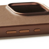 Mujjo Full Leather Case for iPhone 16 - MagSafe Compatible